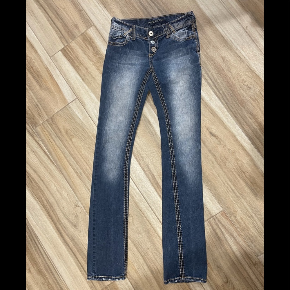 Maurices Ladies Jeans Size 1/2 Extra Long - Picture 5 of 5